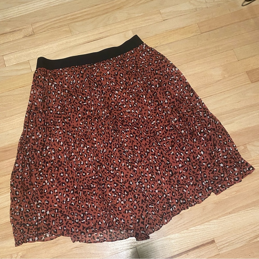 16W skirt